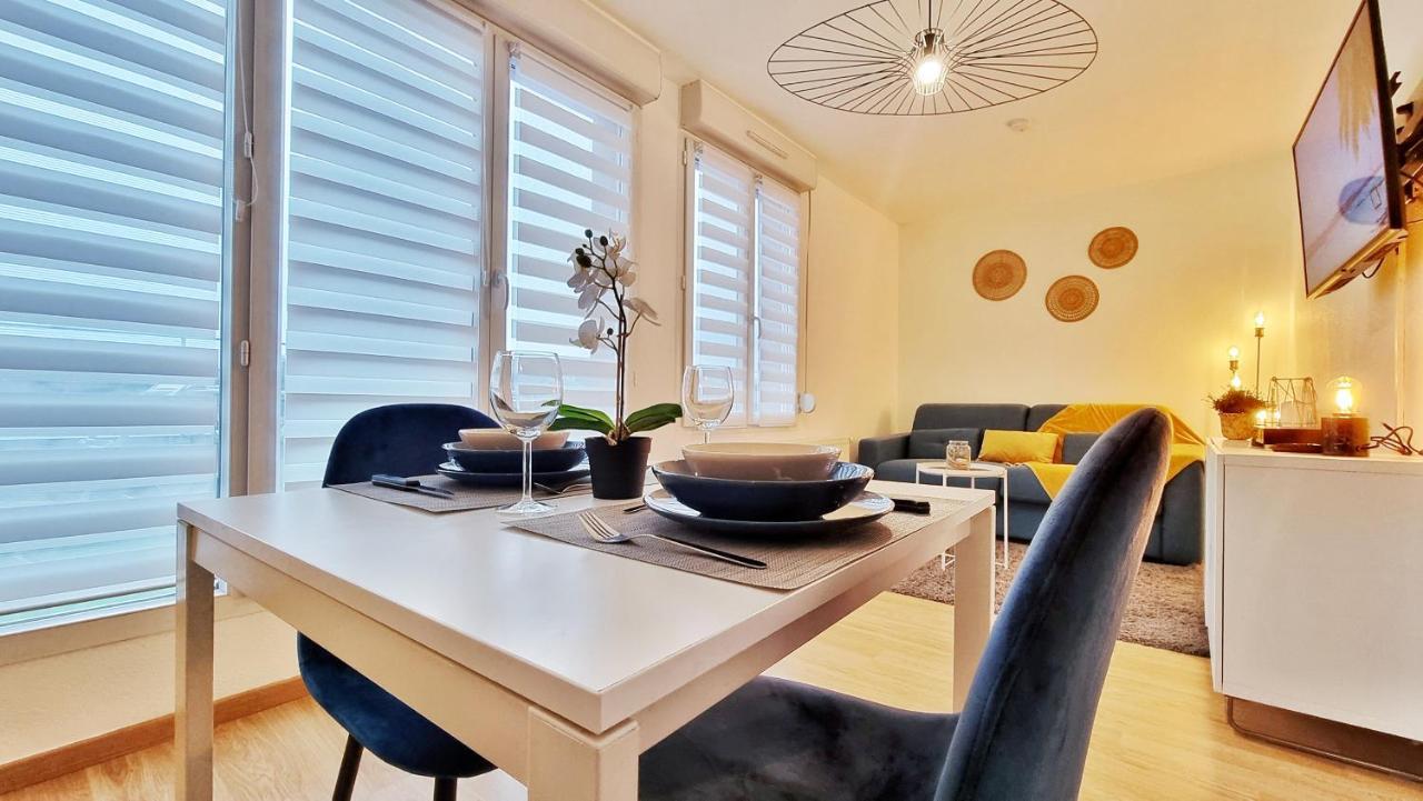 Le Smart - Parking - Terrasse - Wifi - Mulhouse - Relax Bnb Pfastatt Ngoại thất bức ảnh