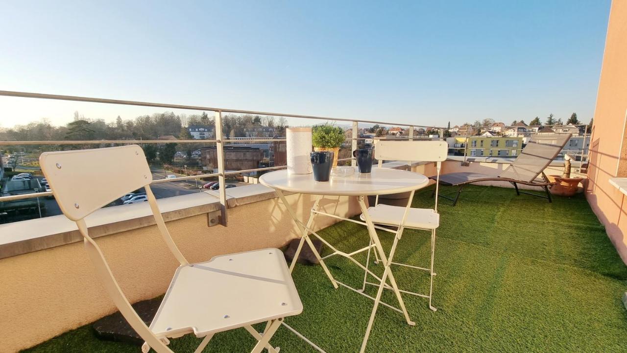 Le Smart - Parking - Terrasse - Wifi - Mulhouse - Relax Bnb Pfastatt Ngoại thất bức ảnh