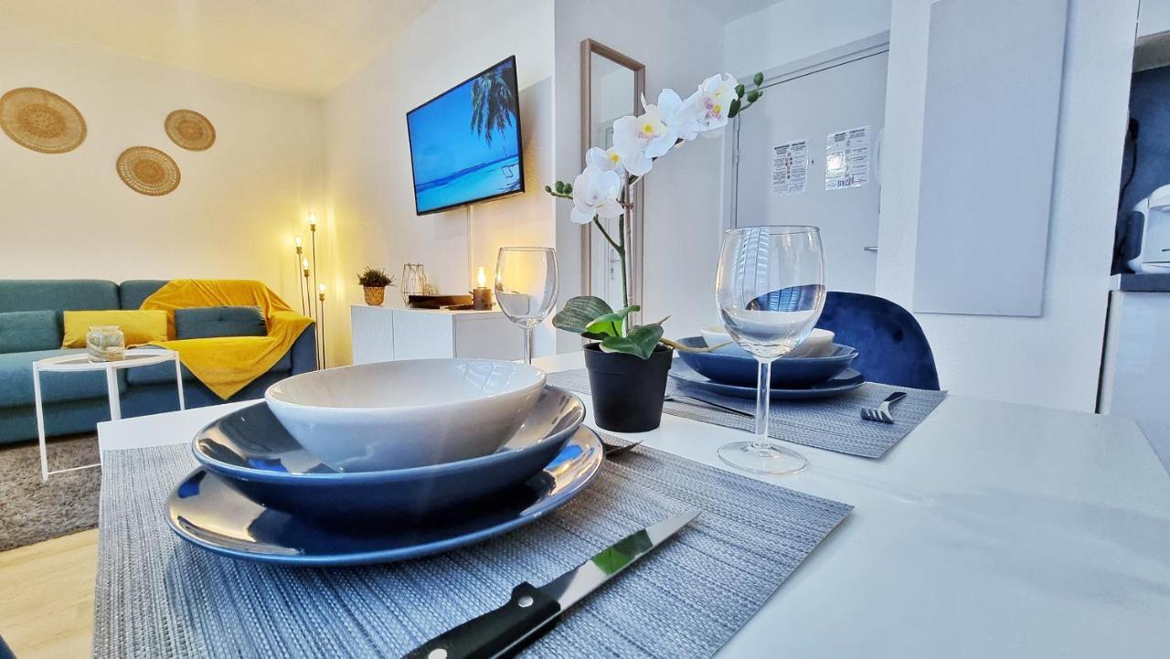 Le Smart - Parking - Terrasse - Wifi - Mulhouse - Relax Bnb Pfastatt Ngoại thất bức ảnh